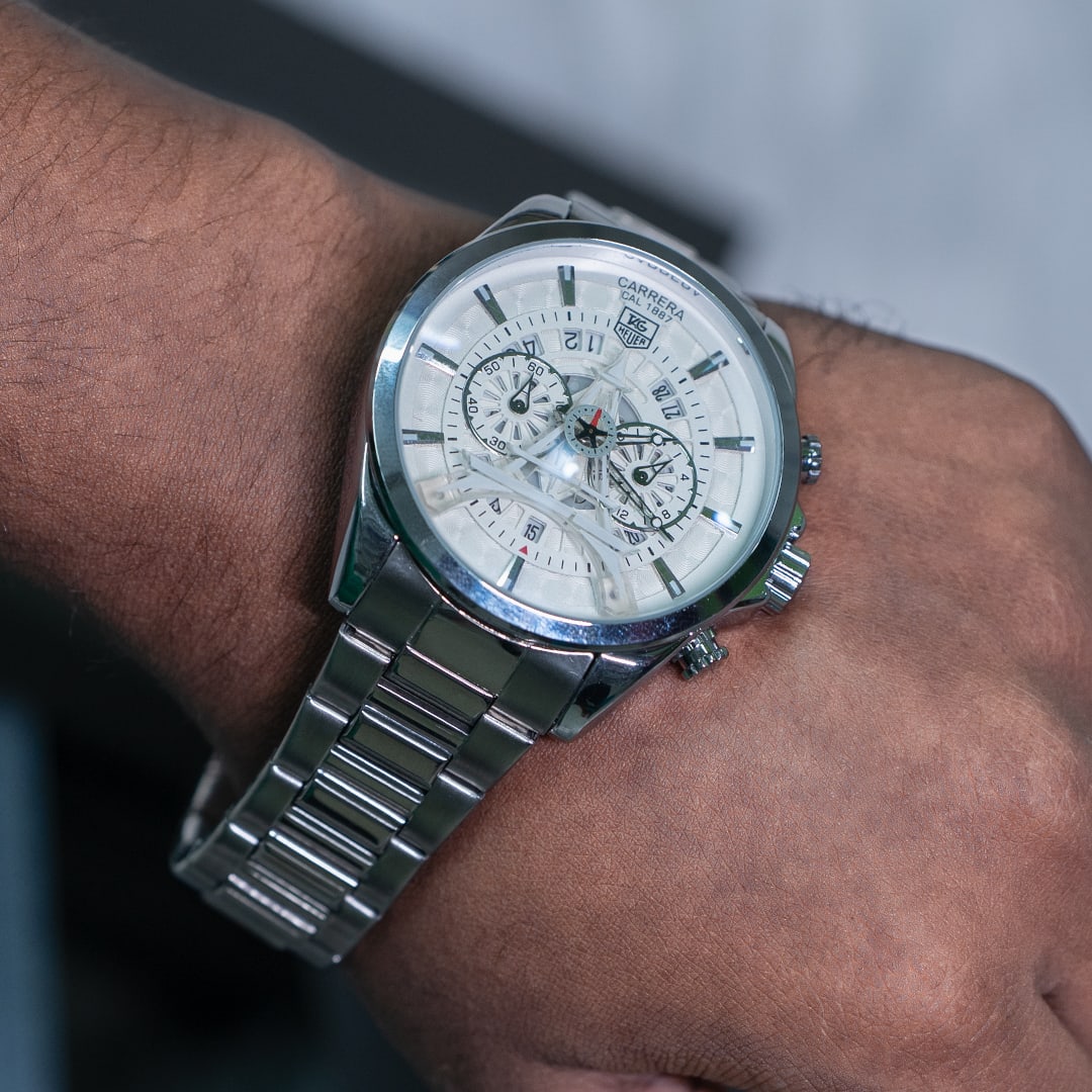 Sporty Tag Heuer Carrera Chronograph White Dial Stainless Steel